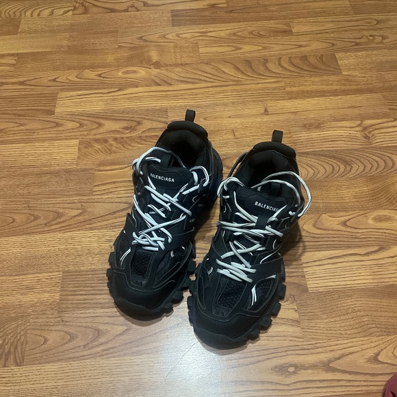 Balenciaga track - Picture 1 of 3